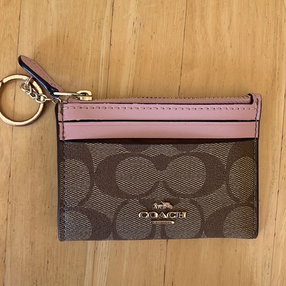 Coach ID wallet with keychain